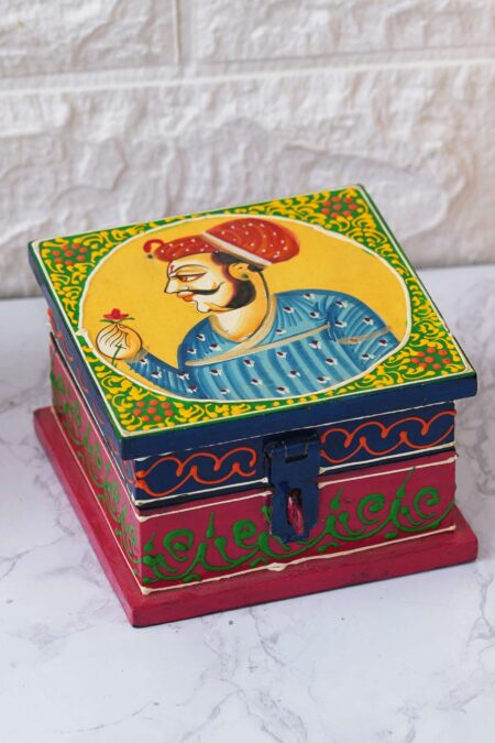 Wooden jewellery box